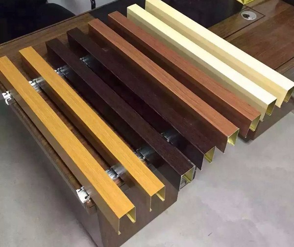 U型铝方通